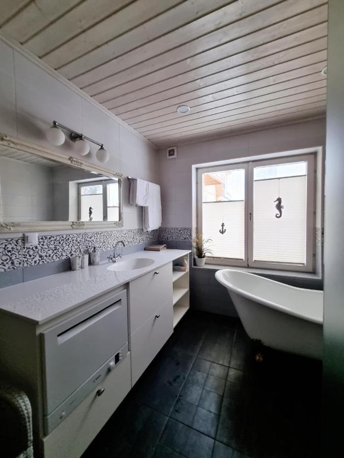 Villa Marienholm Haapsalu Ngoại thất bức ảnh