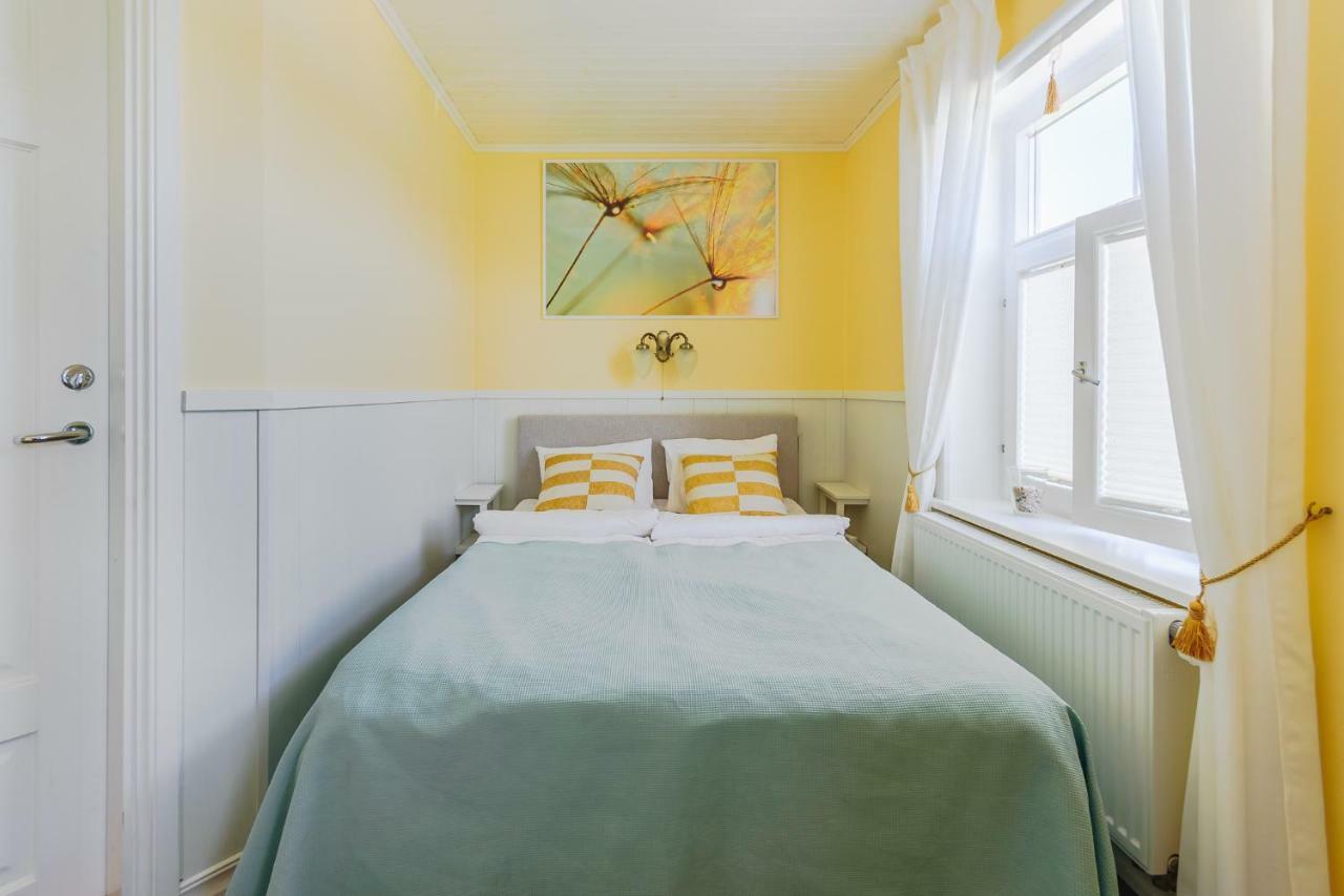 Villa Marienholm Haapsalu Ngoại thất bức ảnh