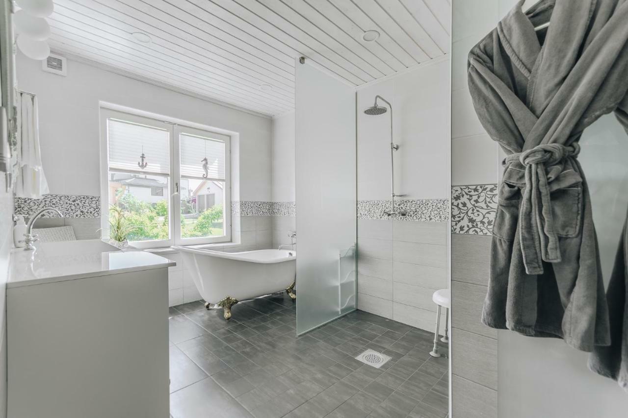 Villa Marienholm Haapsalu Ngoại thất bức ảnh